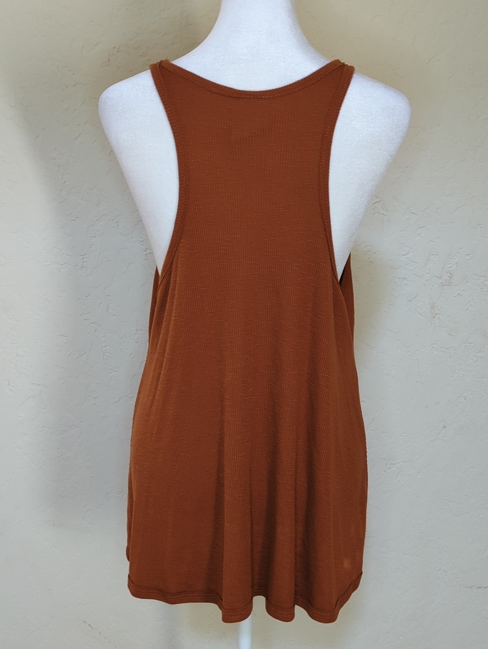 🌻💎 Free People Vintage Rust Scoop Neck Ribbed Tank Top Size Large - Flawed Gem - Picture 3 of 9